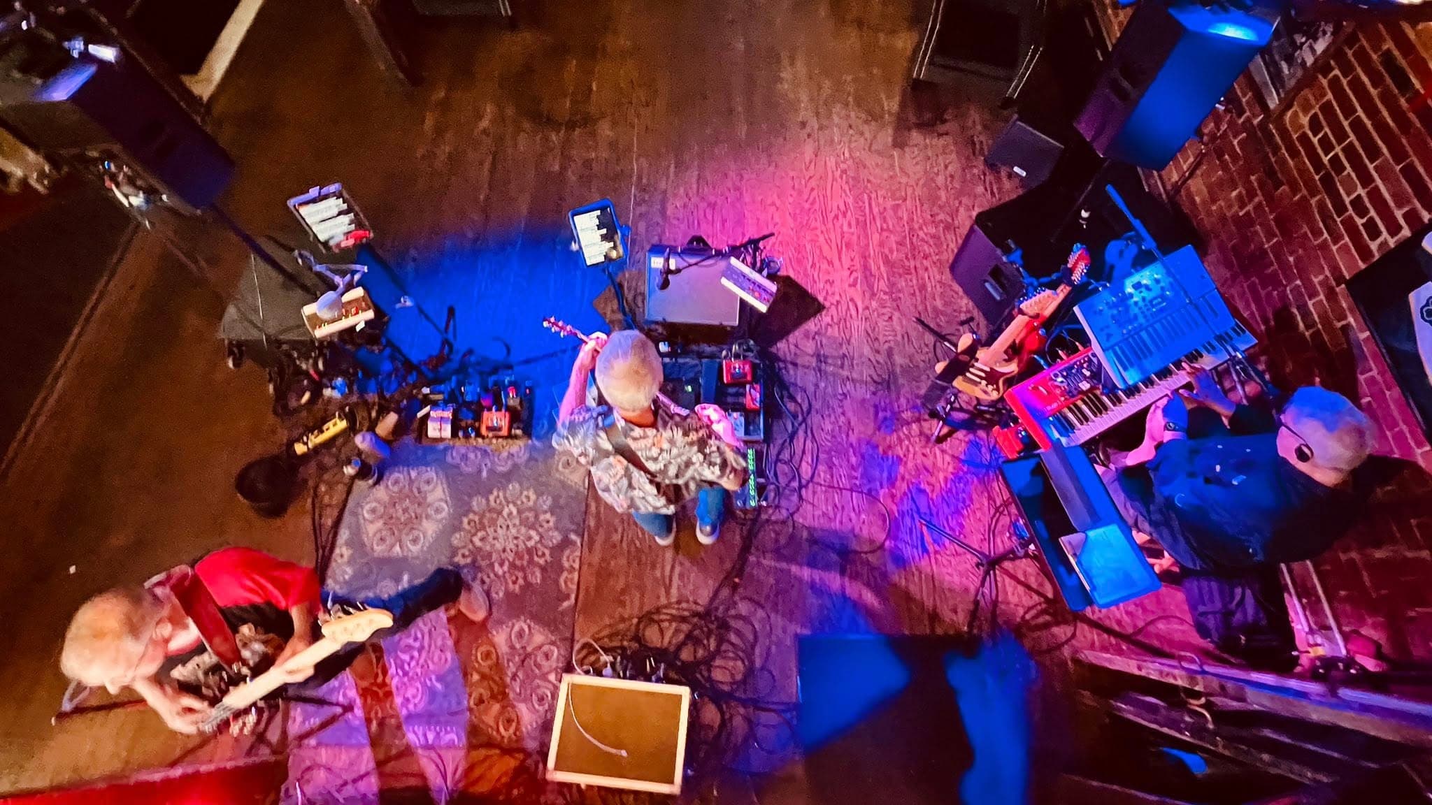 Kelleher's Irish Pub - Photo 11